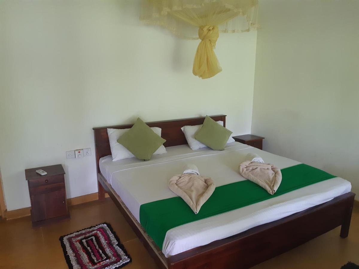 Banana Rest Sigiriya Bed & Breakfast Екстериор снимка