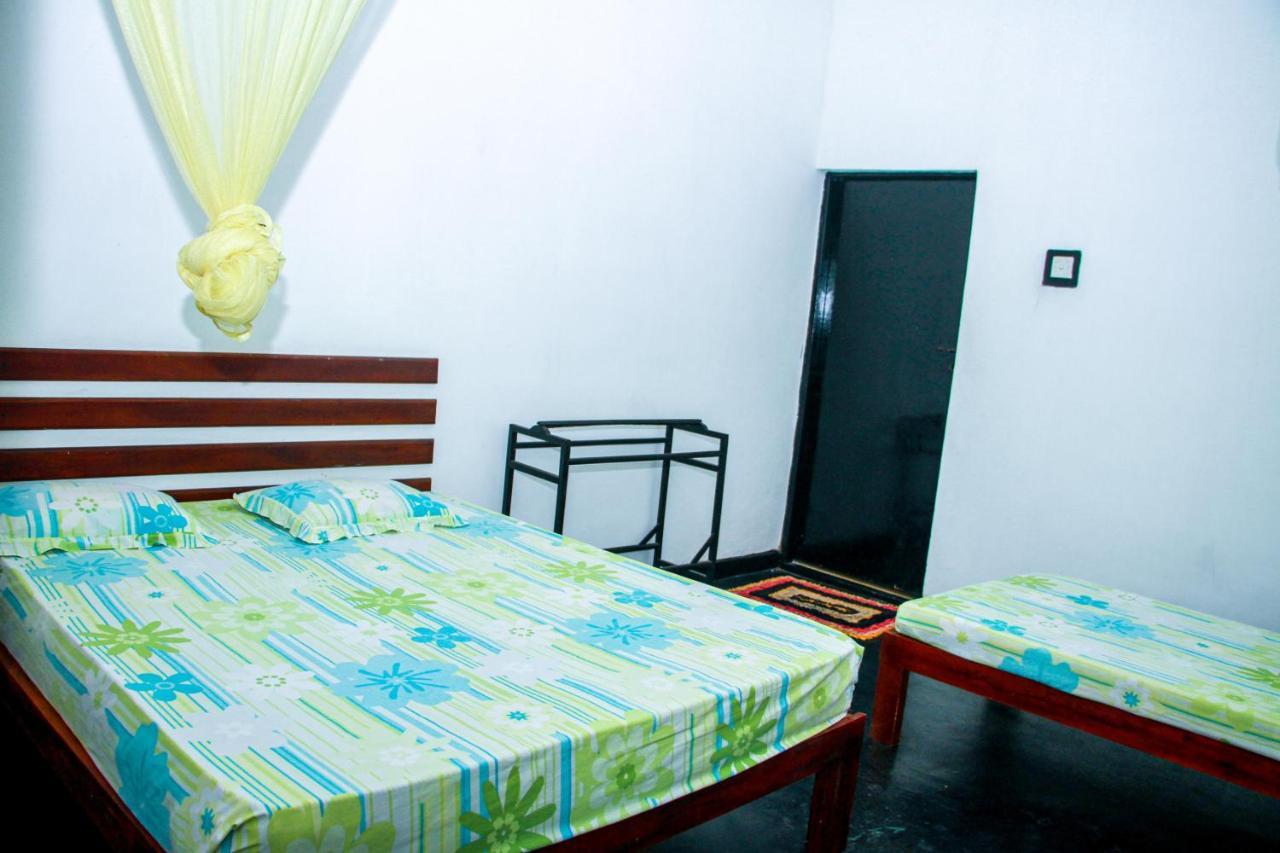 Banana Rest Sigiriya Bed & Breakfast Екстериор снимка