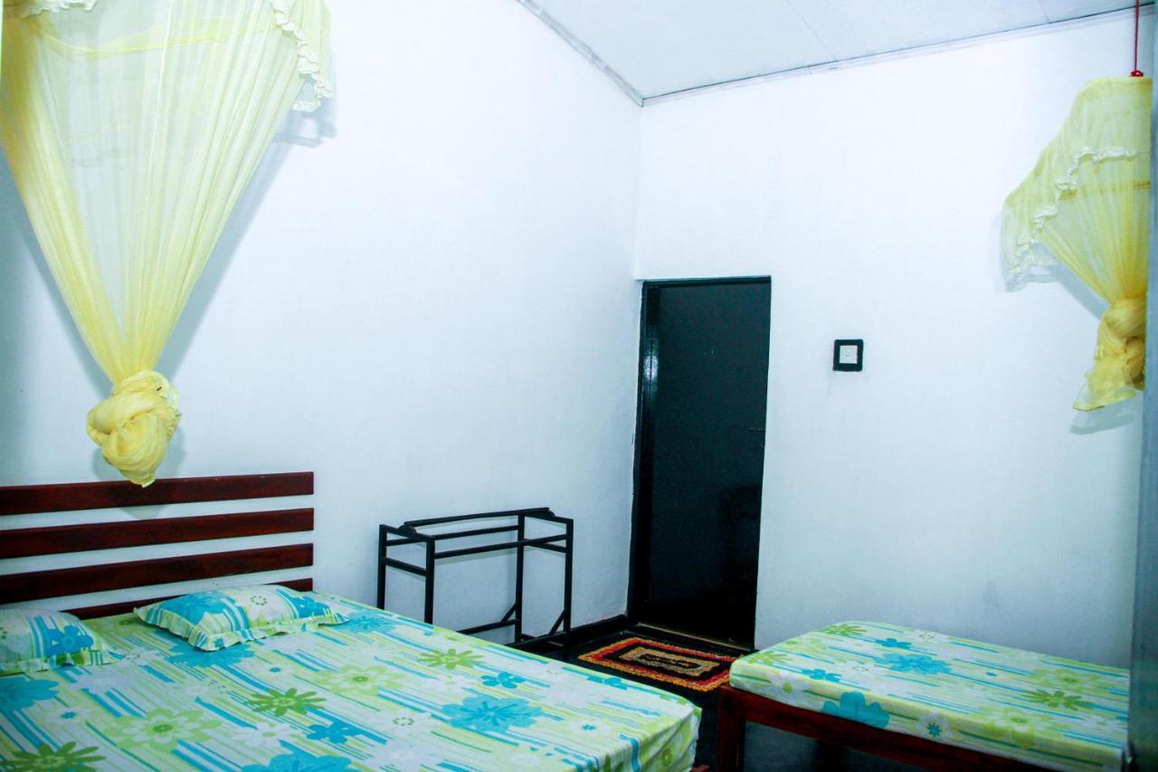 Banana Rest Sigiriya Bed & Breakfast Екстериор снимка