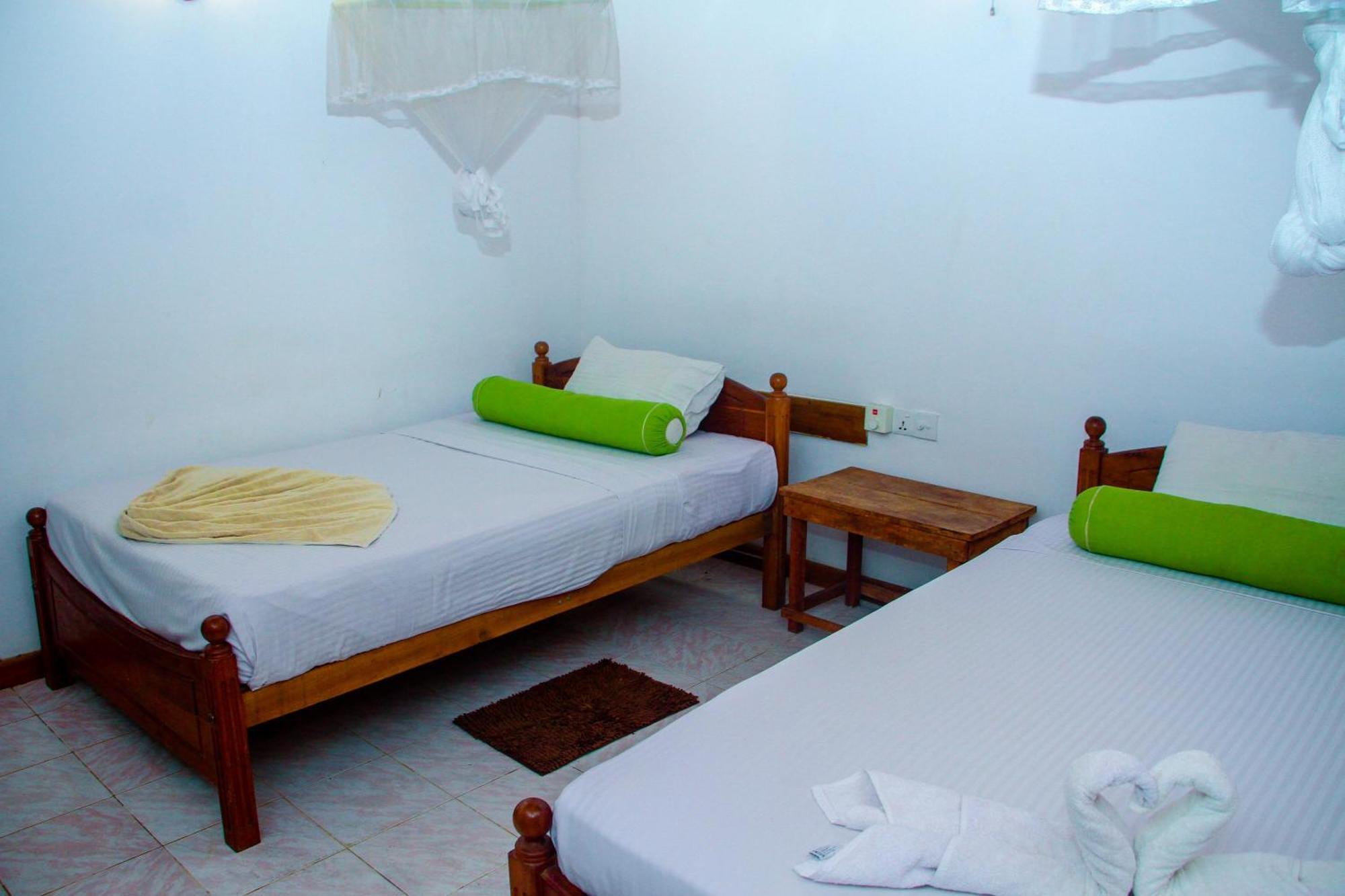 Banana Rest Sigiriya Bed & Breakfast Екстериор снимка