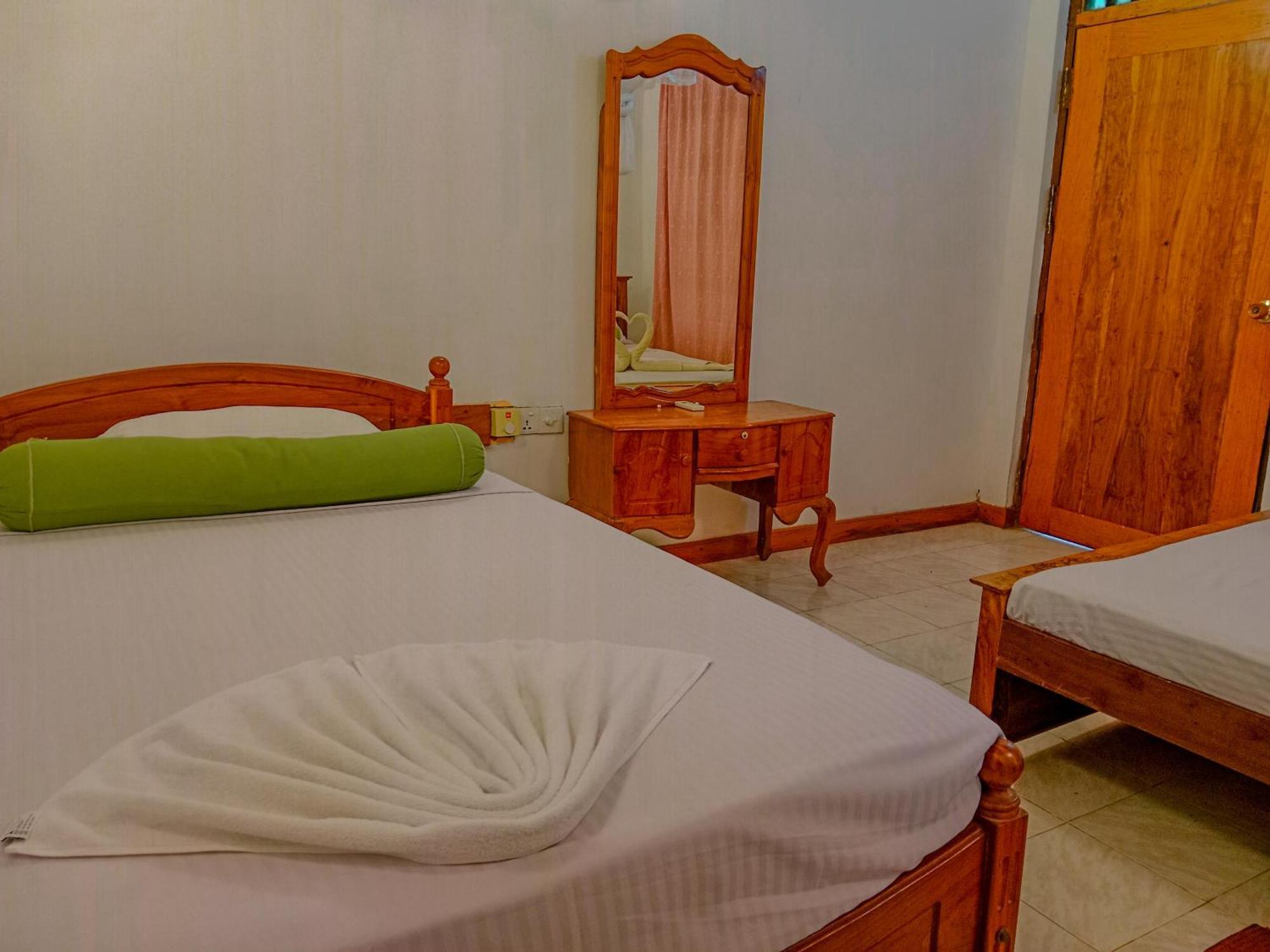 Banana Rest Sigiriya Bed & Breakfast Екстериор снимка
