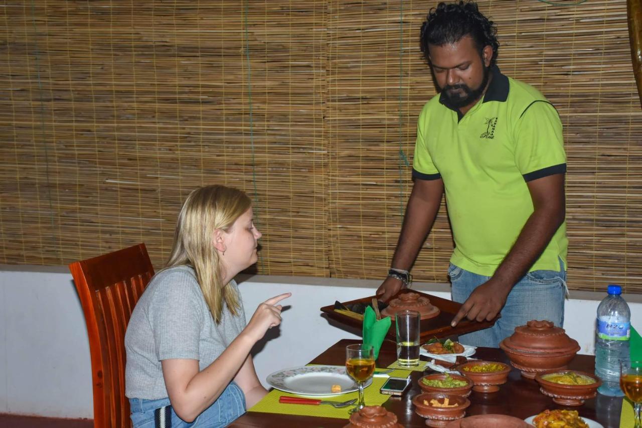 Banana Rest Sigiriya Bed & Breakfast Екстериор снимка